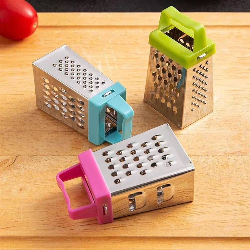 Mini râpe à légumes, éplucheur de fruits, trancheuse à fromage - La Boîte à Ustensiles