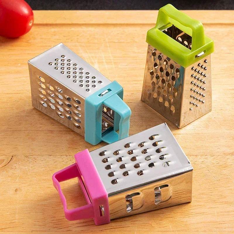 Mini râpe à légumes, éplucheur de fruits, trancheuse à fromage - La Boîte à Ustensiles